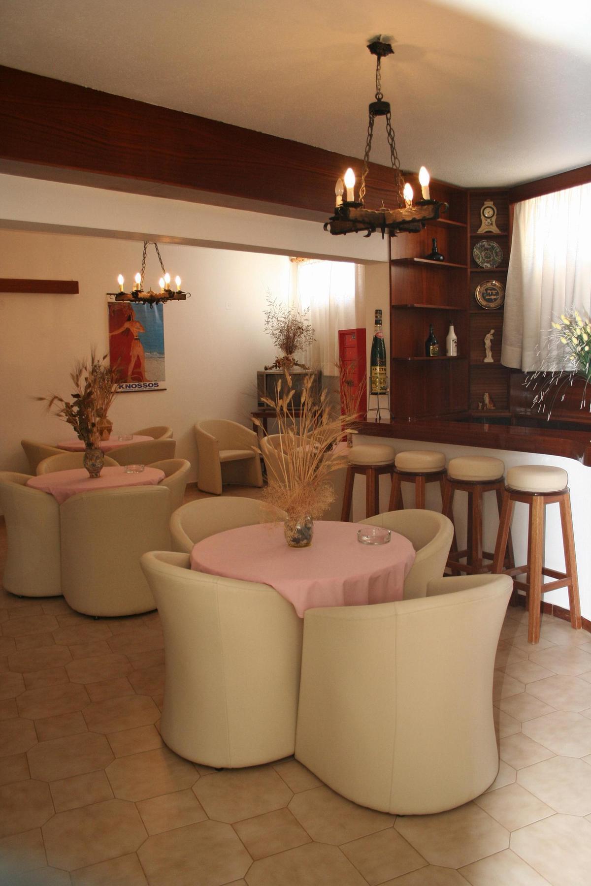 Lovely Holidays Hotel Chersonissos Buitenkant foto